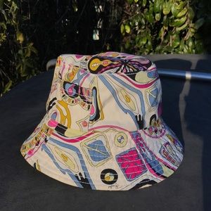 Pucci bucket hat